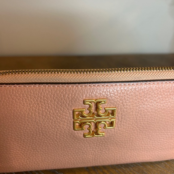 Tory Burch Britten ZIP Continental Leather Wallet mauve - Picture 6 of 8